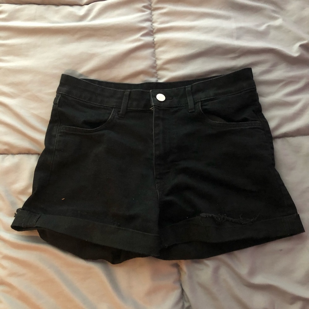 Plain black denim shorts